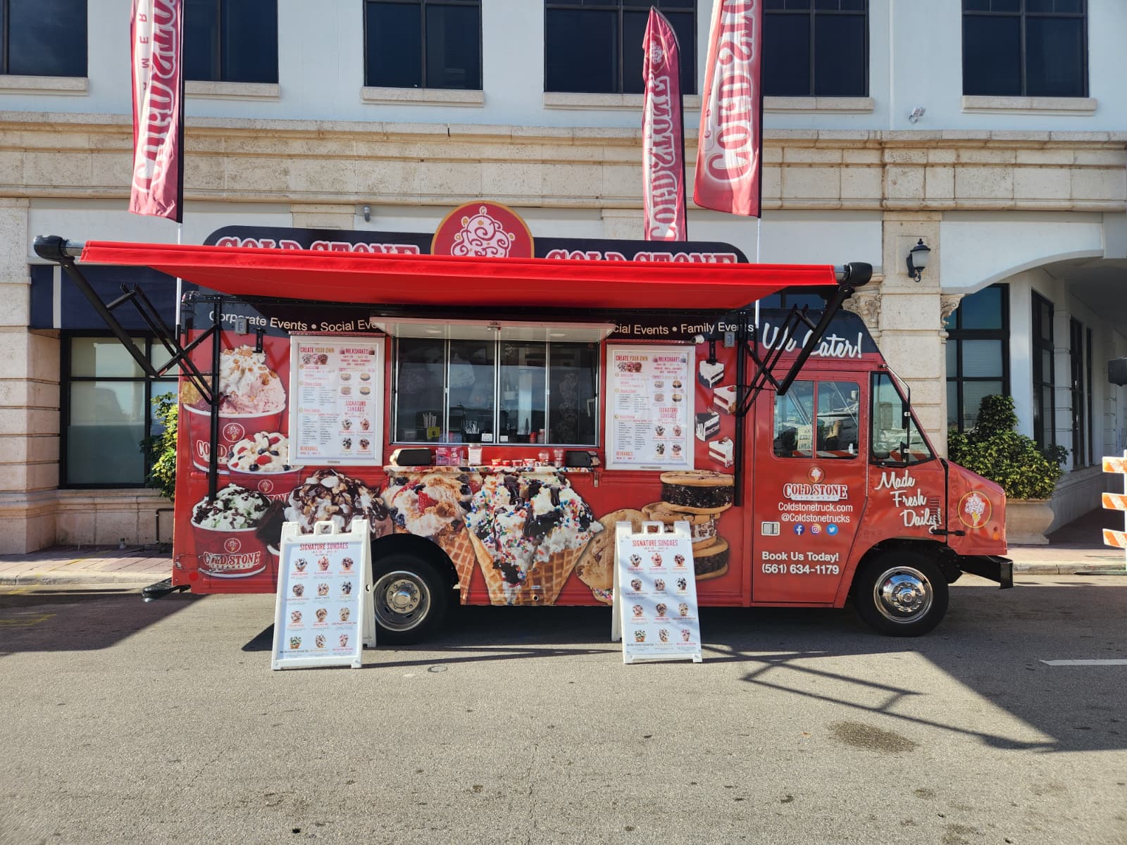 COLD STONE CREAMERY TRUCK